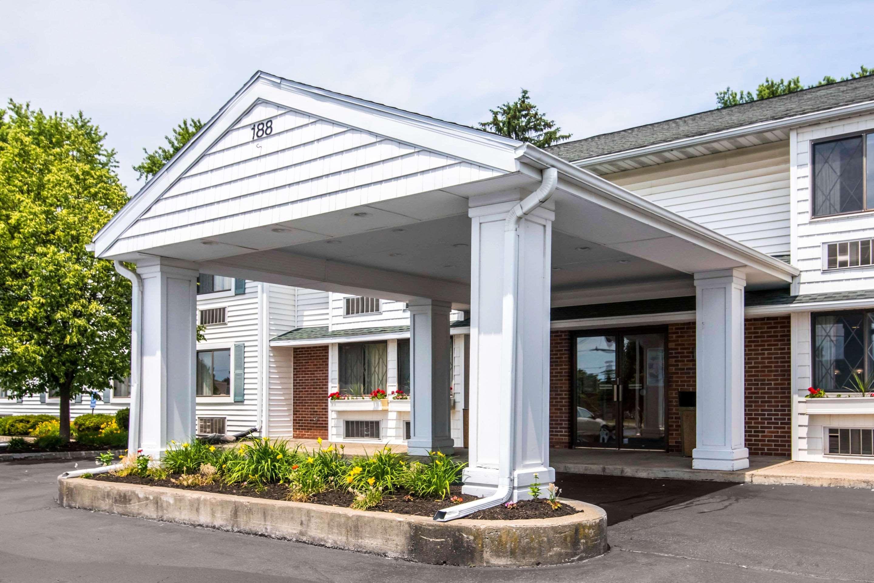 Quality Inn Cortland - University Area Экстерьер фото